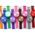 Yxl-978 Popular Moda Unisex Moda Colorido Ginebra Silicona Banda Jalea Gel Cuarzo Reloj Analógico